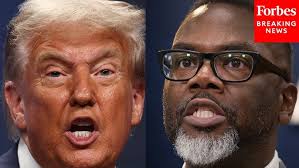 Chicago pushback against federal troop talk highlights tensions between Trump and city leadership