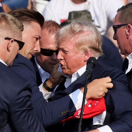 Trump’s Quiet Moment in Washington: The Pause That Shifted Everything
