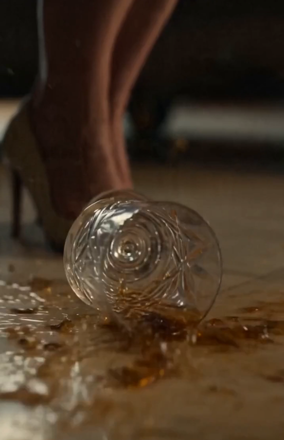 The ultimate revenge: The aunt thought she was untouchable until the legal documents hit the table!