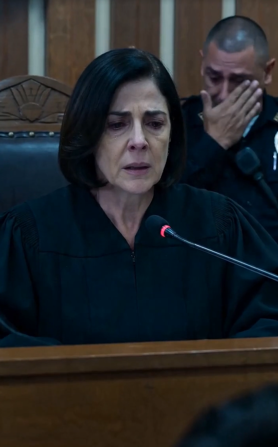 ¡CONMOCIÓN EN EL TRIBUNAL! UN ADOLESCENTE SE OFRECE A VIVIR EN LA CALLE CON TAL DE QUE NO LE ARREBATEN A SU PEQUEÑO HERMANO
