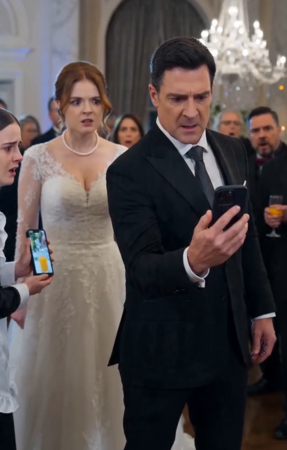 She slapped the maid for 'ruining' the toast, but the footage on the phone changed everything!