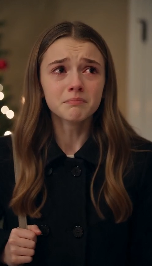 They Gave a 16-Year-Old Girl’s Christmas Seat to the Dog — Then Learned She Was the Only Heir They Forgot