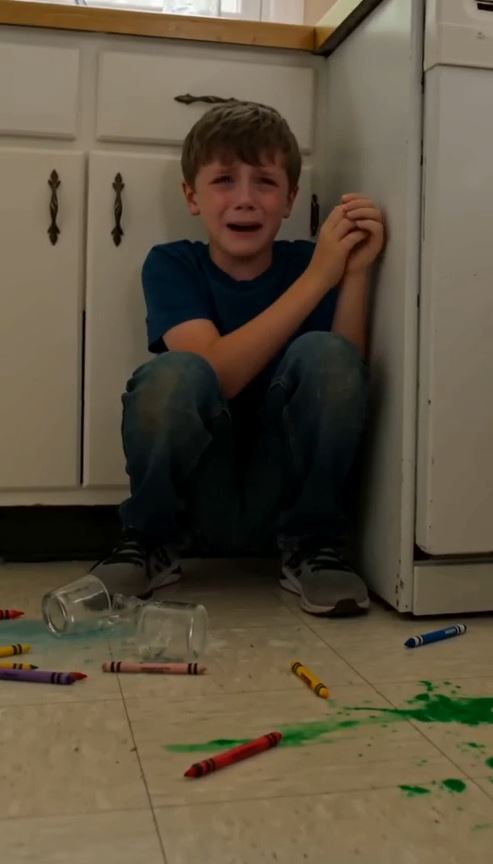 Teen girl shields her little brother from a belt—then a voice at the door makes both adults turn pale