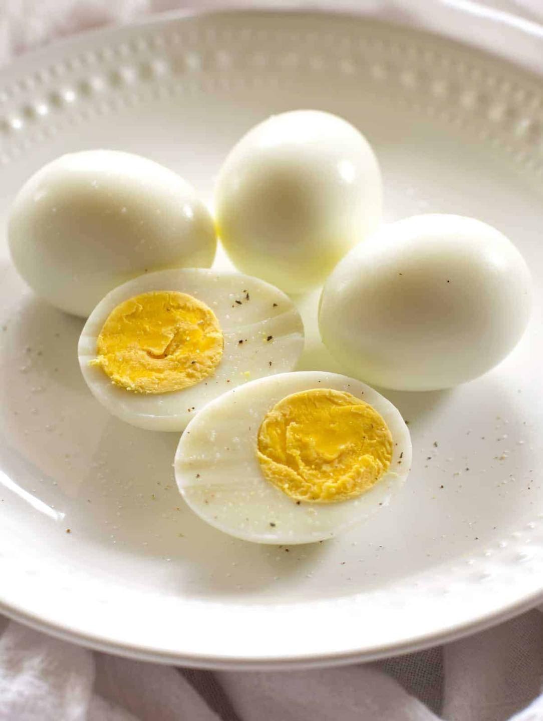 🥚 Doctors Reveal: What Happens to Your Heart When You Eat Boiled Eggs Every Morning