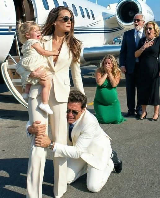 5 minutes after the divorce, I flew abroad with my two kids. Meanwhile, all seven members of my ex-in-law’s family had gathered at the maternity clinic to hear his mistress’s ultrasound results,