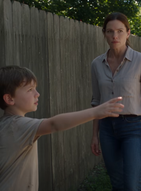 "I Found A Little Boy Chained To My Sister’s Fence—And When He Begged Me Not To Leave, She Slapped Him."