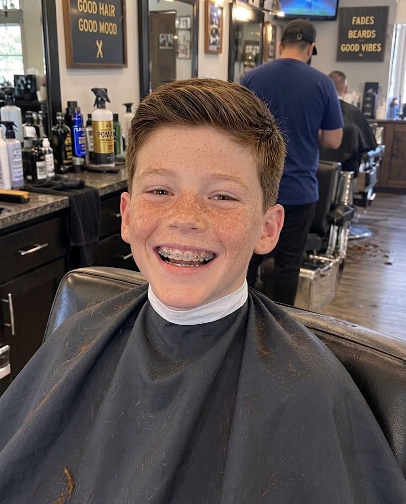 THE BARBER WHISPERED A WARNING BEHIND MY SON'S EAR, BUT WHAT THE POLICE FOUND OUTSIDE TURNED OUR LIVES INTO A LIVING NIGHTMARE!