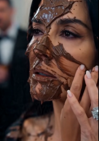 SHE SMEARED CAKE ACROSS THE QUIET GIRL’S FACE… THEN SHE FOUND OUT WHO SHE HAD JUST HUMILIATED