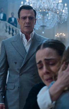THIS HIGH-SOCIETY BILLIONAIRE HAD NO IDEA HIS DAUGHTER WAS SECRETLY CRYING HERSELF TO SLEEP