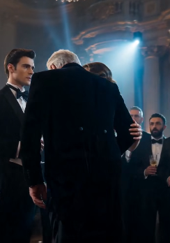 THE ARROGANT GUEST HAD NO IDEA THE MAN IN THE TUXEDO OWNED THE ENTIRE ESTATE
