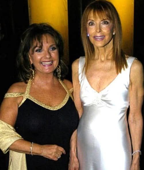 Recognize Them?: Rare 2004 Throwback of Beloved TV Legends Together!
