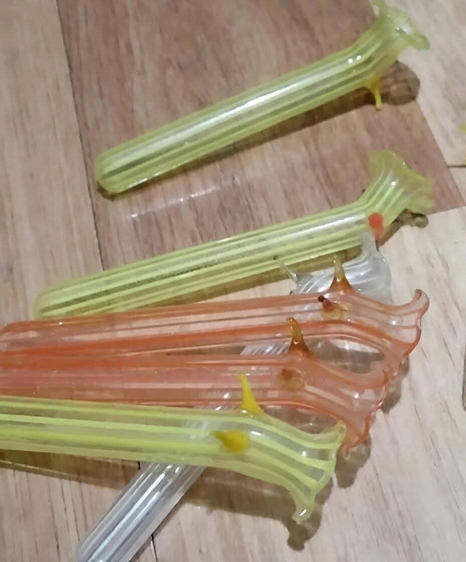 Heartwarming Truth Behind Vintage Pocket Vases Found in My Grandmother's Cupboard