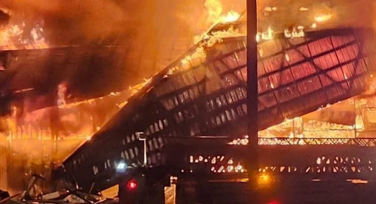 When the Flames Came: A City’s Story of Panic, Loss, and Resilience