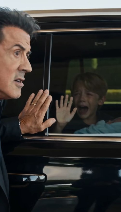 CUANDO MI CUÑADO PREGUNTÓ «¿SIGUEN VIVOS?», ENTENDÍ POR QUÉ MI HERMANA HABÍA ENCERRADO A MIS HIJOS EN EL SUV
