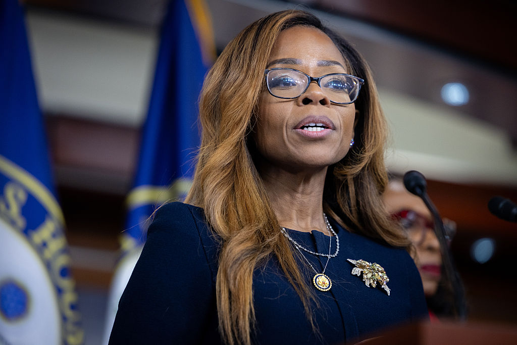 DEMOCRAT BOMBSHELL — PURPLE-STATE CONGRESSWOMAN JUST HIT WITH A MASSIVE FRAUD INDICTMENT!