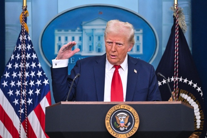 TRUMP DISMANTLES CNN LOUDMOUTH AT EVENT TO HONOR 16-YEAR-OLD HERO LIFEGUARD