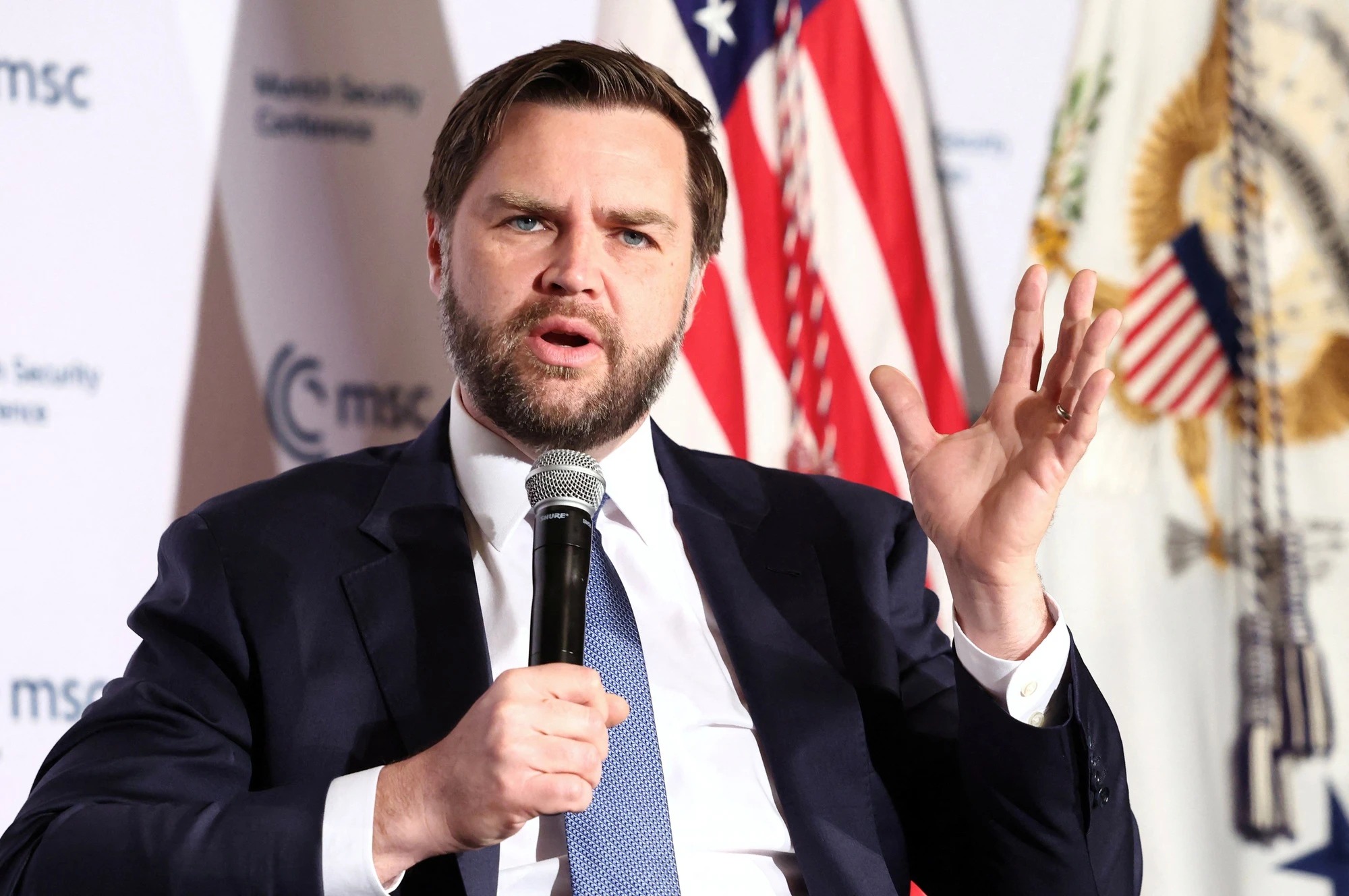 JD VANCE SHARES CHILLING UPDATE ON NEWS: THERE’S BEEN AN EMERGENCY