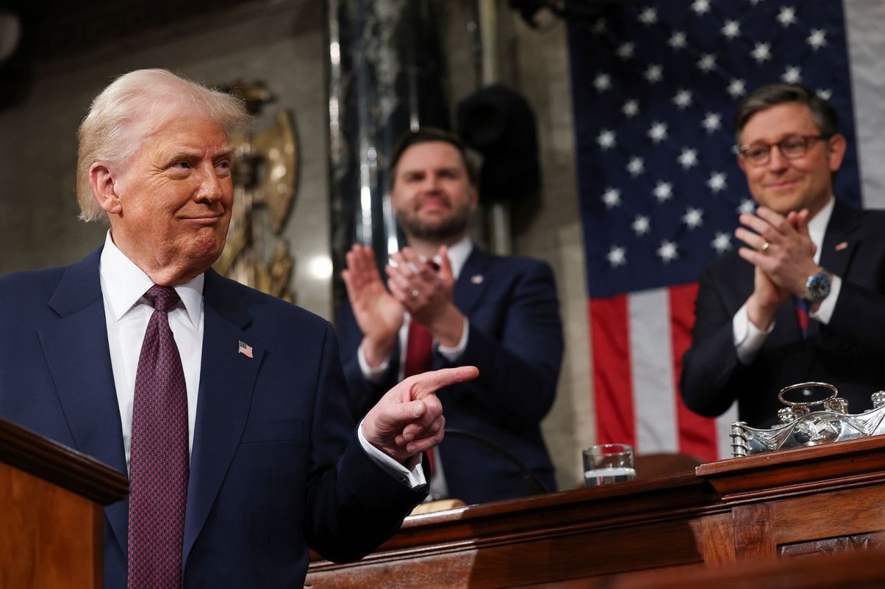 ANTI-TRUMP REPUBLICAN SENATOR ABRUPTLY RESIGNS – LEAVES TOWN