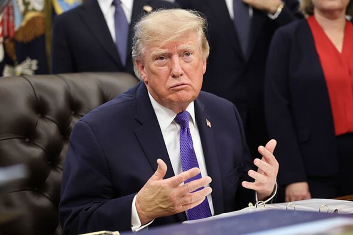 Donald Trump issues major statement on RAF Fairford 'terror bomb plot' - AOL