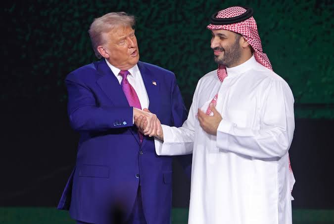 Houthis Tighten Grip on Bab el-Mandeb as Saudi Oil Lifeline Is Hit — and Trump Turns Down MBS’s Plea for U.S. Strikes