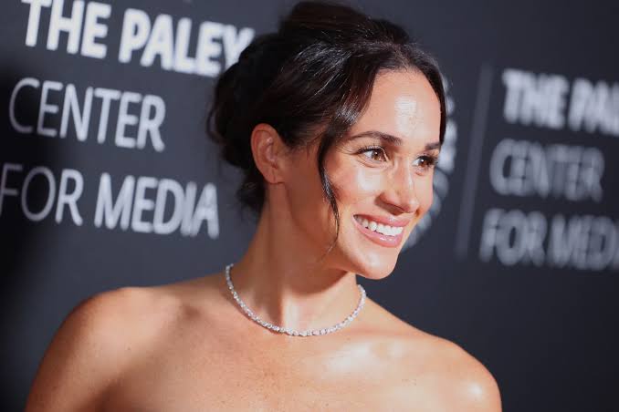 MEGHAN ROASTED Over ‘UNFILTERED’ Close-Up as Sussex UK Return Sparks Fresh FURY!