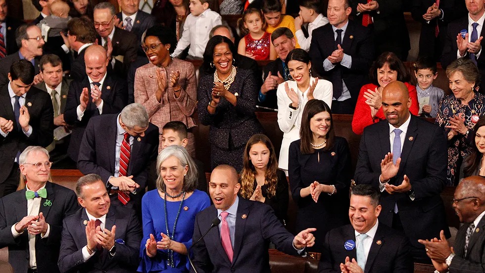 🚨 FOREIGN-BORN MEMBERS OF CONGRESS? — A NATIONWIDE BAN DEBATE JUST EXPLODED. SHOULD THIS BECOME LAW? |