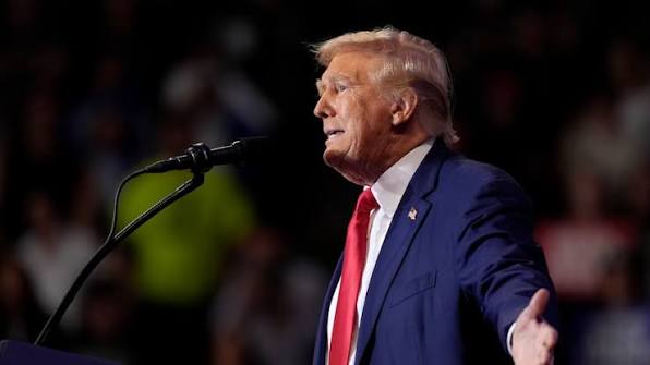 THE ULTIMATE MOCKERY — Donald Trump Takes A Bizarre Rally Detour Targeting Kamala Harris As The Crowd Laughs Along