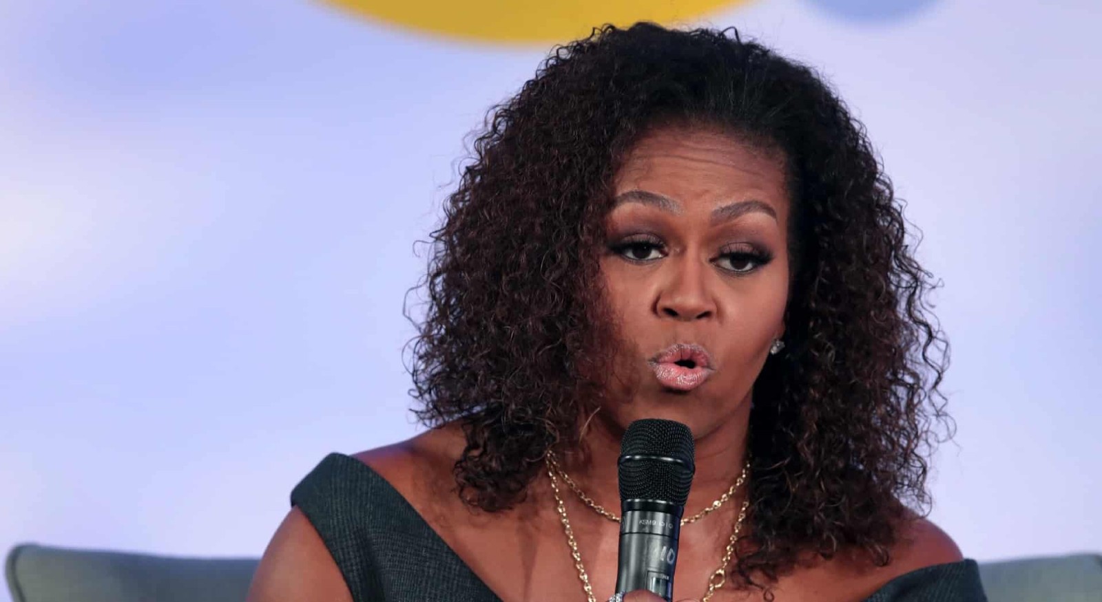 Obamas Mocked For Sharing 34th Anniversary With Beach Photos