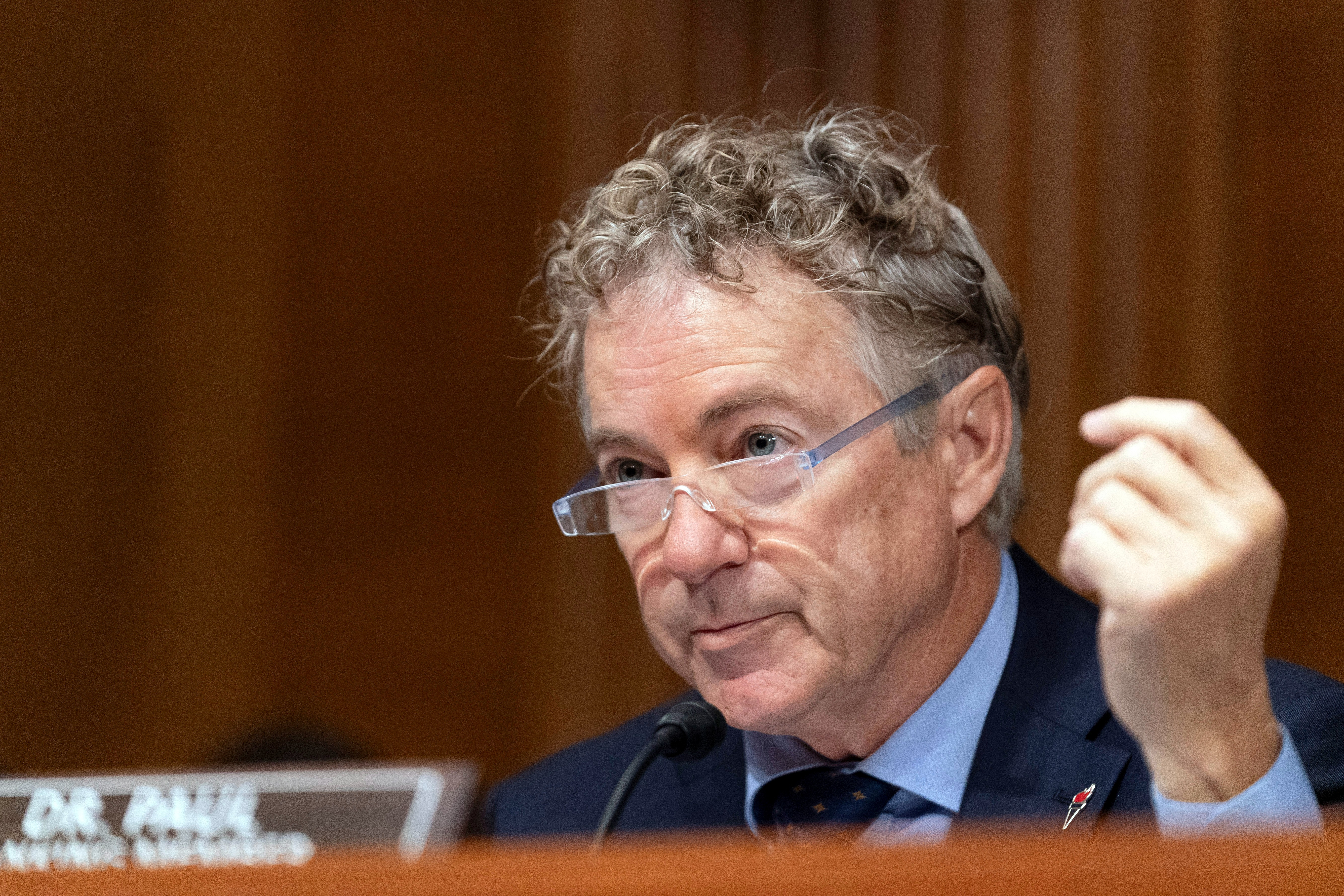 Rand Paul unleashes fury as high-stakes evidence surfaces, putting Dr. Fauci's fate squarely in the crosshairs over explosive deleted emails!