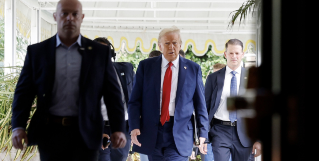 Trump Returns to Oval Office — Makes Emergency Announcement to Americans