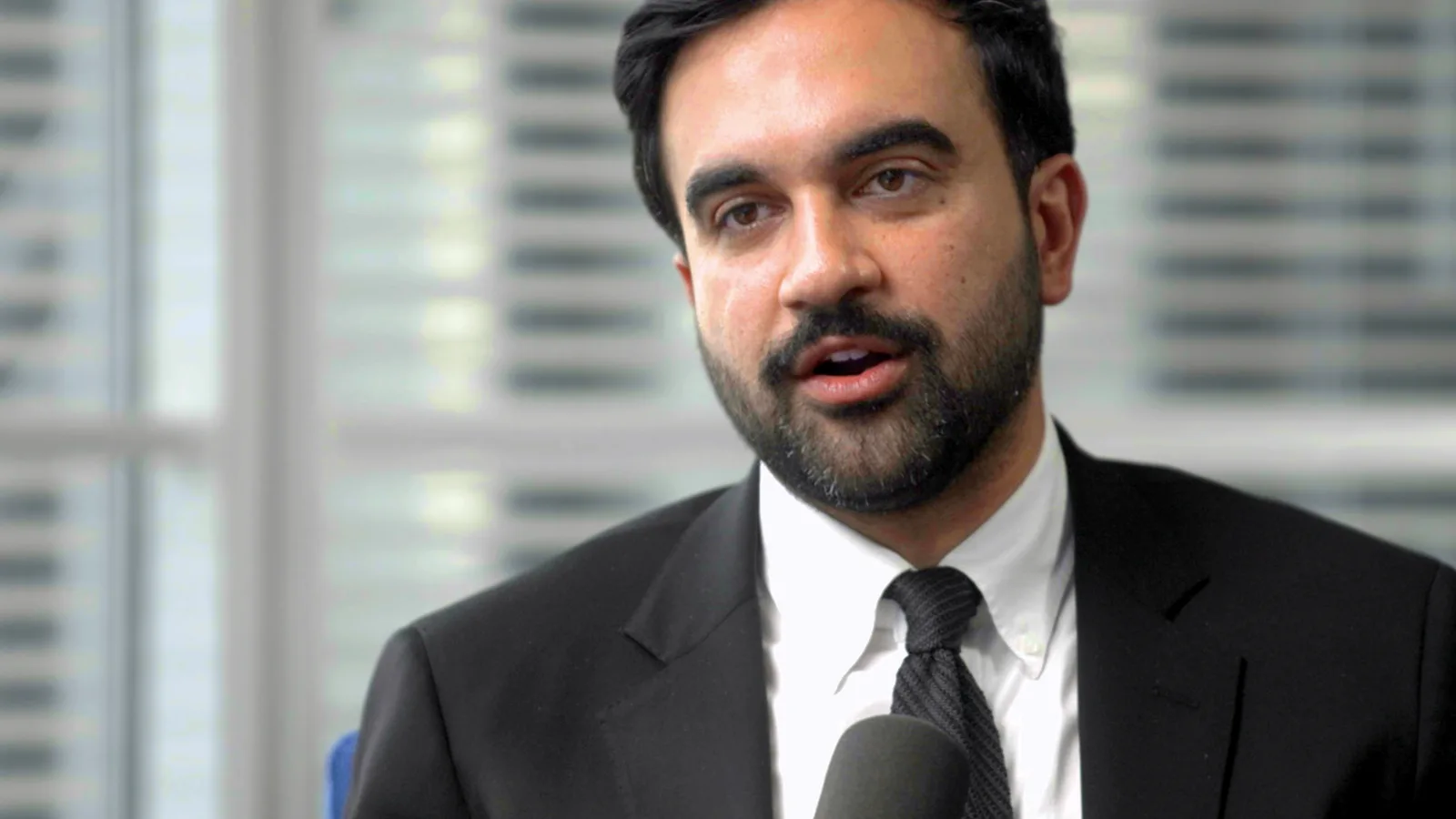 Mamdani Thrown Out? — “Victory for America” Claim Explodes