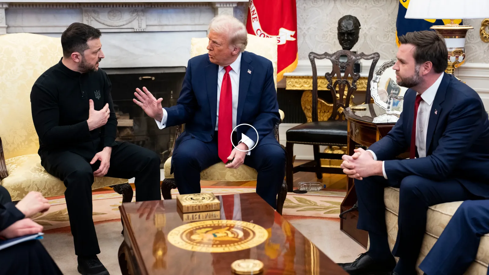 "🚨 DEVASTATING TURN! — ZELENSKYY SIGNALS READINESS TO FREEZE THE FRONT LINE AS TRUMP'S PRESSURE INTENSIFIES!"