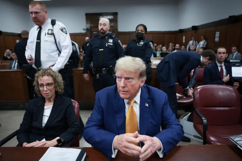 "🚨 LEGAL SHOCKER! — TRUMP IN FREEFALL AS JUDGES UNLOCK A DEVASTATING CLASSIFIED DOCUMENTS BOMBSHELL!"