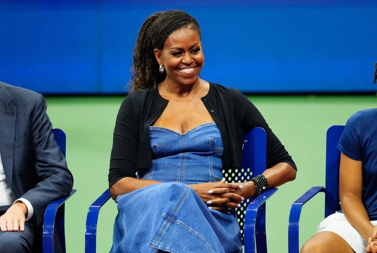 "🚨 POLITICAL SHOCKER! — MICHELLE OBAMA PUBLIC DISASTER: THE PHOTO EXPLODING ACROSS D.C.!"