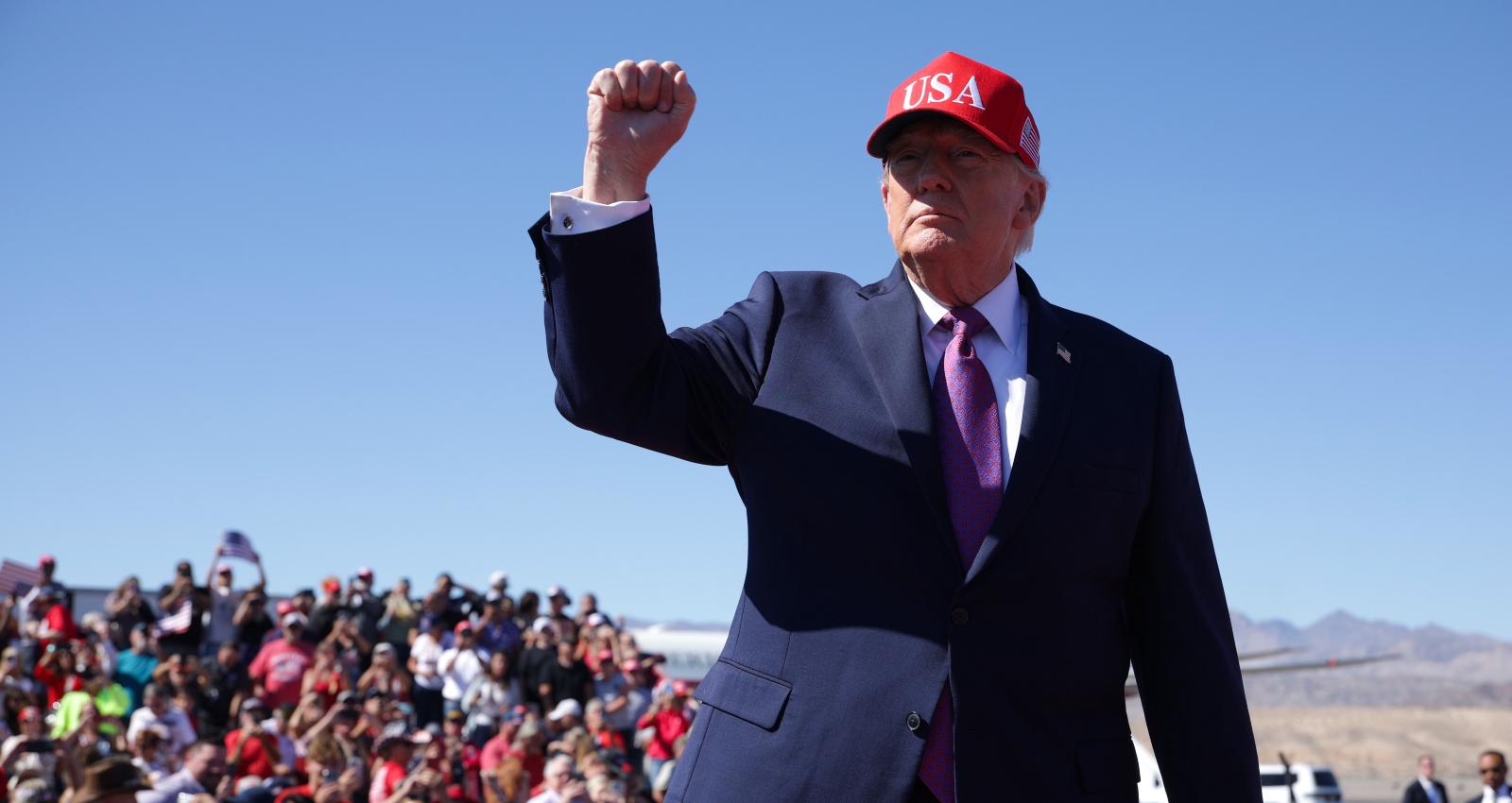 "🚨 ELECTION SHOCKER! — 'IT'S NOT OVER WITH' AS TRUMP GETS FANTASTIC NEWS IN EARLY VOTING!"