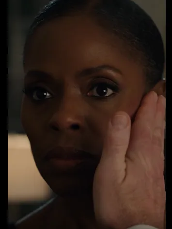 My Husband Slapped Me and Threw Me Out of “His” Mansion—Then My Lawyer Revealed Whose Name Was Really on the Deed