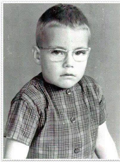 Recognize Him? Everyone Laughed at His Ballet Shoes But He Became a Legendary Actor Later