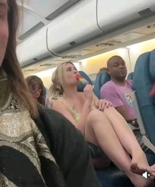 😛This girl on a plane goes viral after provoking…See more😲🍡🍡🍦