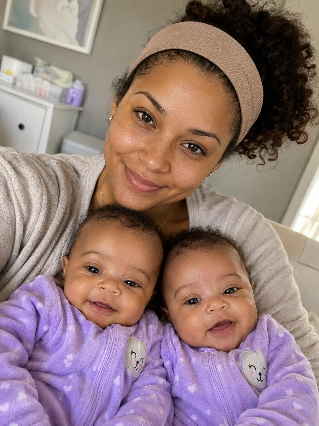 Four Days Before My Scheduled C-Section, My Husband Left for a Five-Day Beach Vacation—When He Returned, the Man Waiting in His Chair Made His Knees Buckle