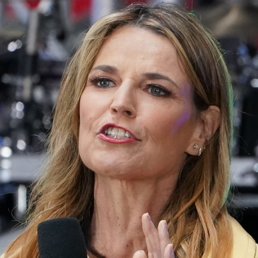 Savannah Guthrie Collapses Live On The Today Sho - story