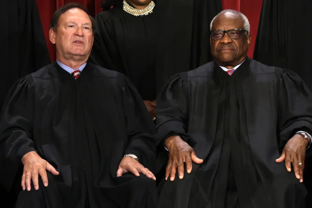 Justice Thomas Makes It Clear He’s Not Happy With Supremes Who Rejected Florida Lawsuit