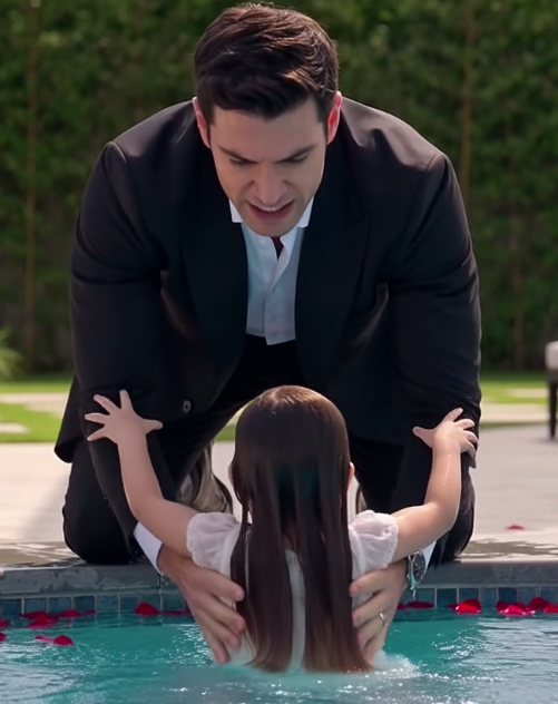 Chapter 1 : THE CHILD IN THE WATER