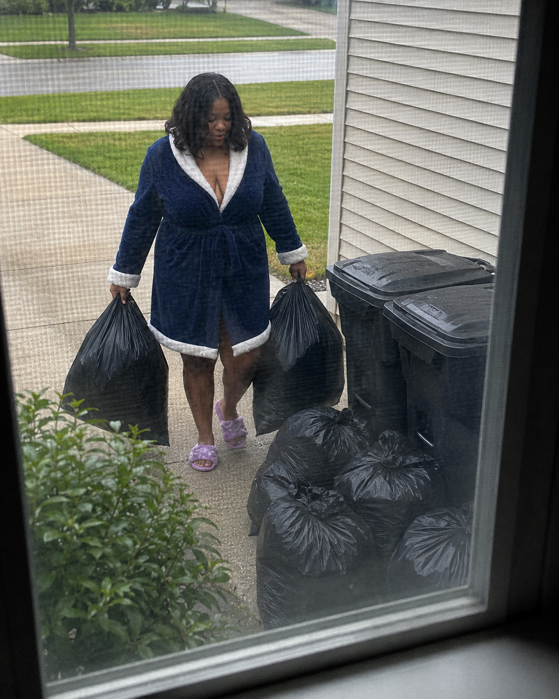 My Neighbor Kept Dumping Her Trash by My House Because She Didn’t Want to Pay for Garbage Pickup – But She Wasn’t Ready for What I Did Next