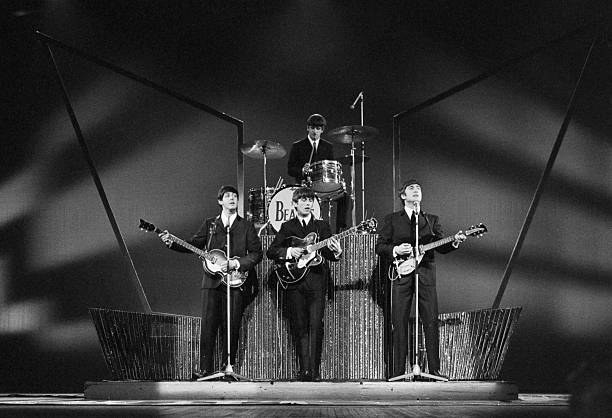 Released at the end of the 1960s, this familiar song was slowed down, softened, and turned inward. In a world getting louder, it proved that gentleness could leave the deepest mark.