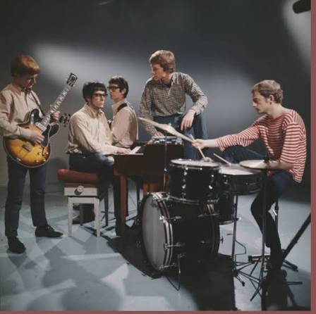 Manfred Mann’s “Doo Wah Diddy Diddy” Brings British Invasion Joy to America in 1964