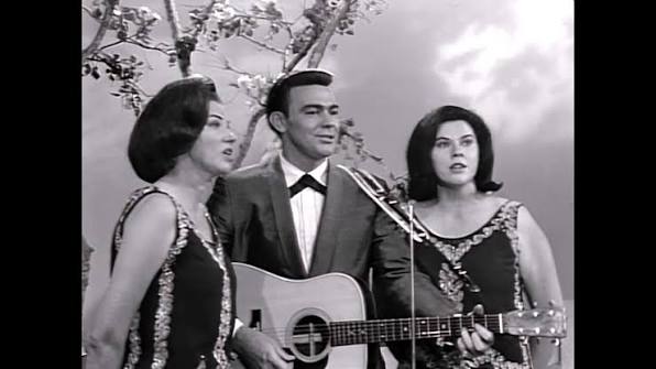 The Browns’ 1959 Hit ‘The Three Bells’ Continues to Resonate as a Timeless Country-Pop Classic-2