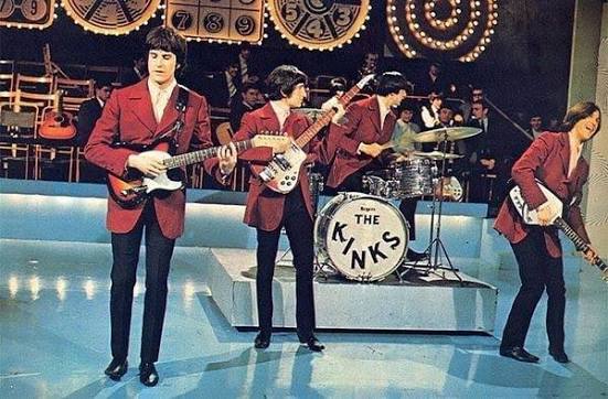 The Kinks’ ‘Sunny Afternoon’ Captures 1966’s Class Tensions and Transforms Pop with Bittersweet Irony