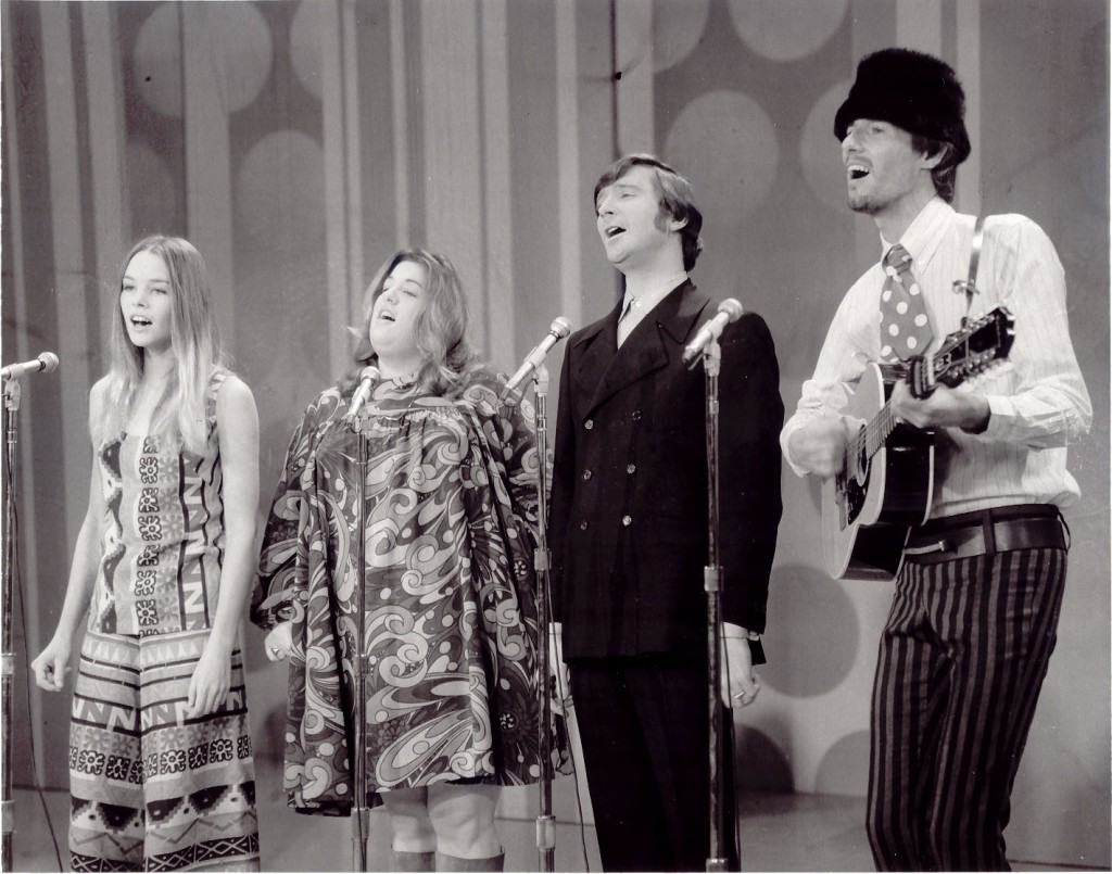 Chasing Sunshine: The Timeless Longing of ‘California Dreamin” by The Mamas & The Papas