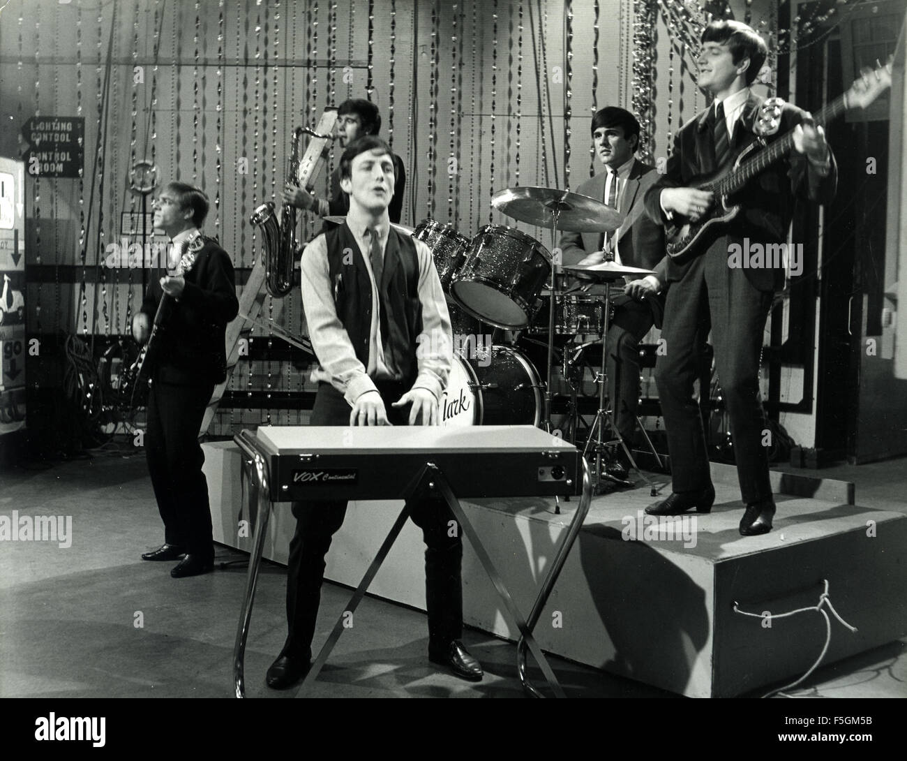 Released in the heart of the British Invasion, this quiet ballad proved that vulnerability could be just as powerful as volume. Decades later, its gentle confession still lingers — not shouted, not flashy, but unforgettable in the way true feelings always are.