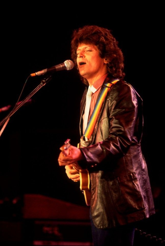 Johnny Rodriguez’s “That’s the Way Love Goes”: The 1973 Recording That Became His Third Straight No. 1